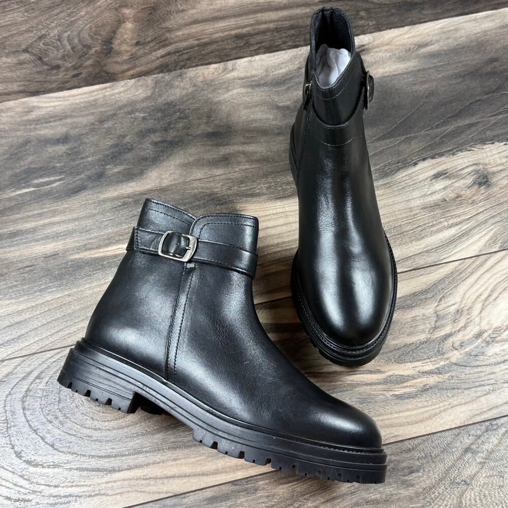 NIB Steve Madden Maezy 7M Black Leather Lug Sole Zip Ankle Boots Booties - Picture 3 of 12